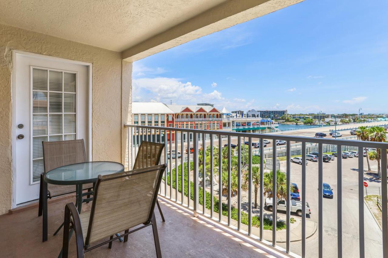 401 Beach Place Condos St. Pete Beach Exterior photo